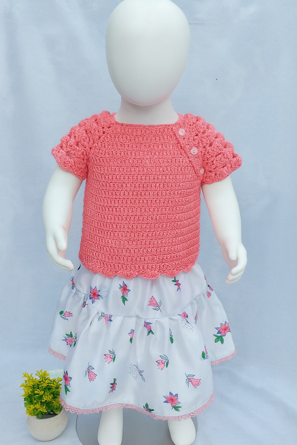 Girl dress for winter